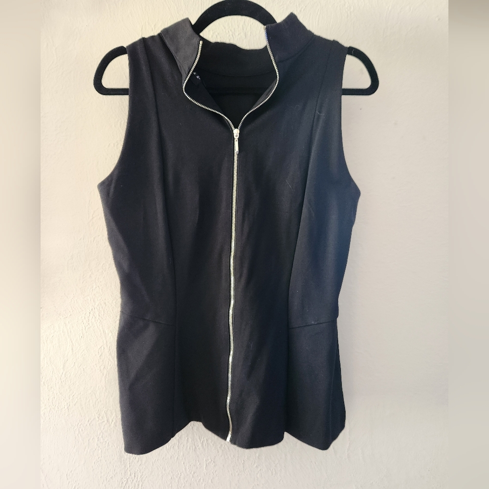 White House Black Market black top L